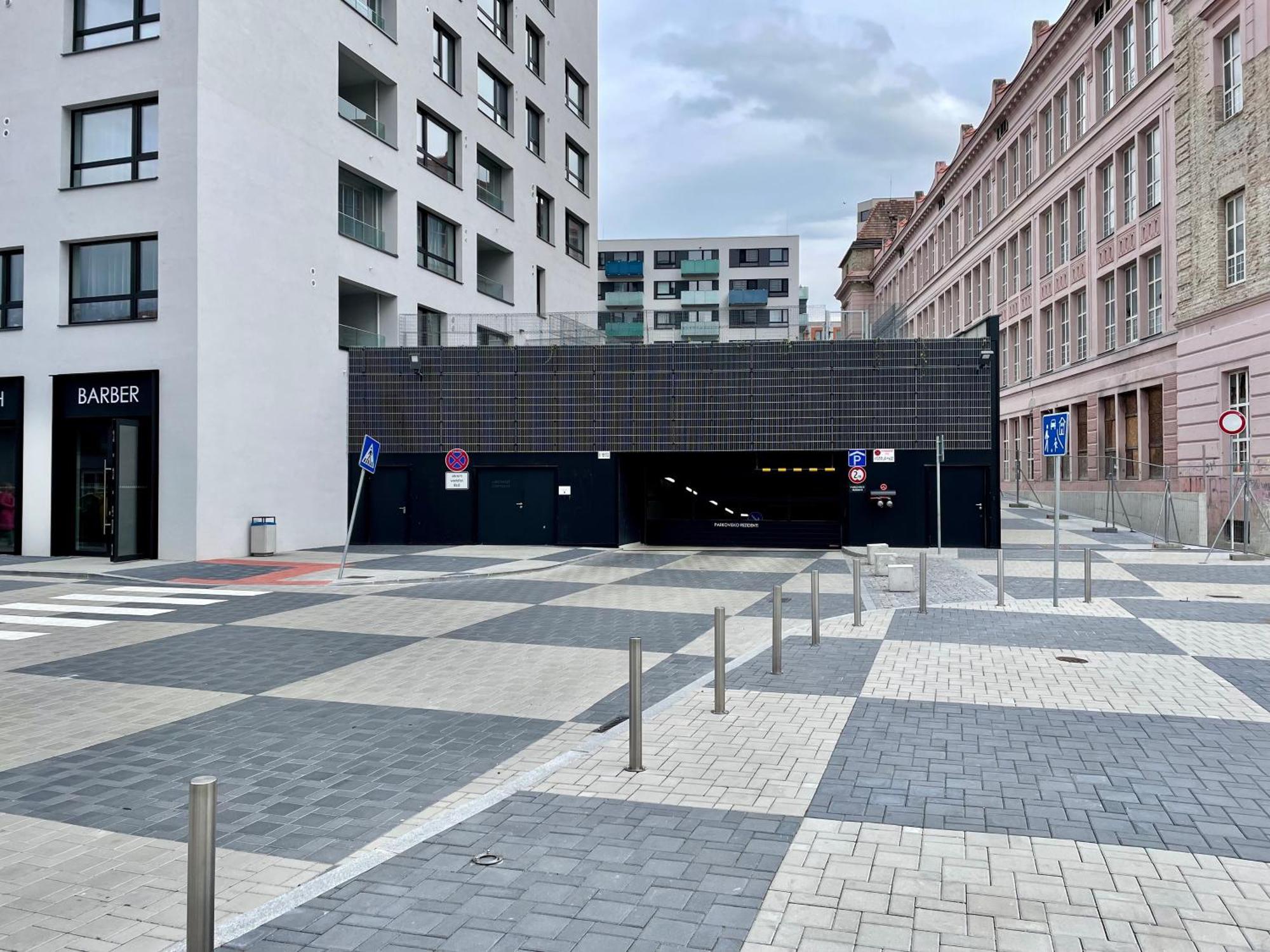 Central Stay Братислава Екстериор снимка